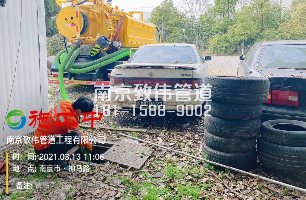 321房山工厂清掏化粪池